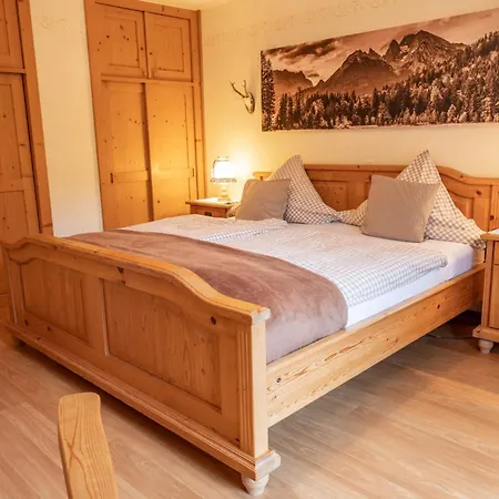 Haus Hirschpoint Ferienwohnungen Ramsau bei Berchtesgaden Exterior photo